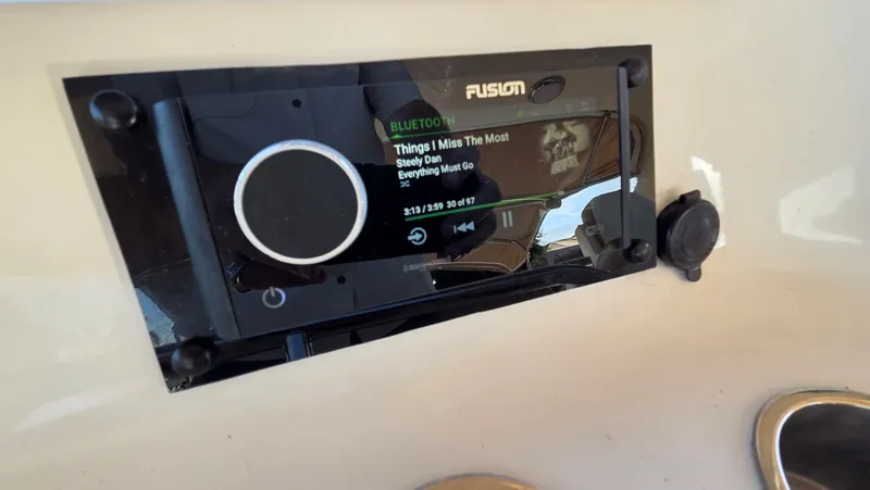 Slide: The Image of Sea Ray 450 Sundancer 1996 - 41