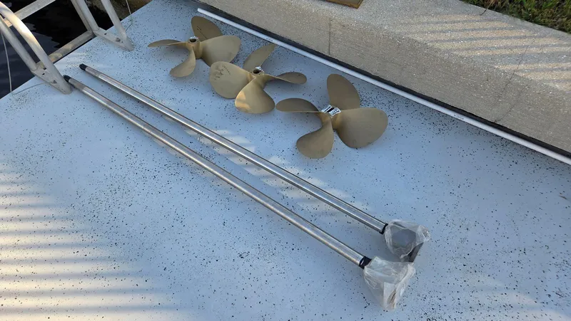 Slide: The Image of Sea Ray 450 Sundancer 1996 - 50