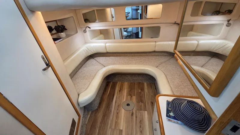 Slide: The Image of Sea Ray 450 Sundancer 1996 - 57