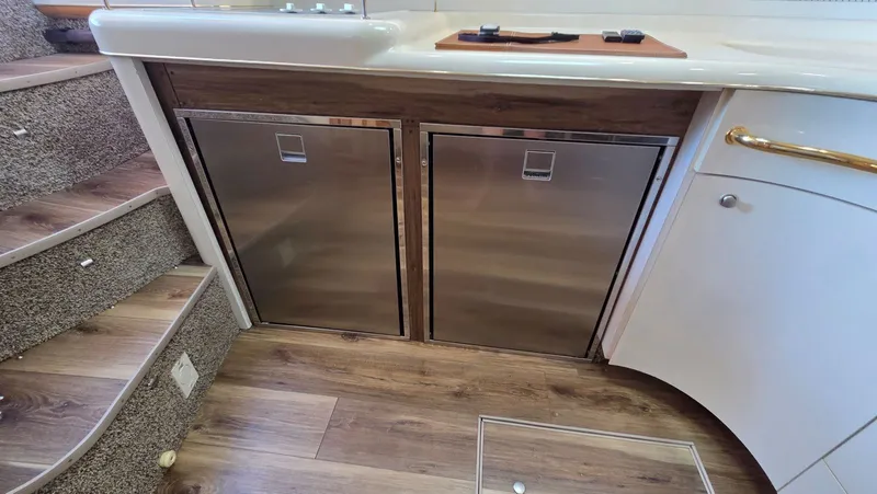 Slide: The Image of Sea Ray 450 Sundancer 1996 - 63