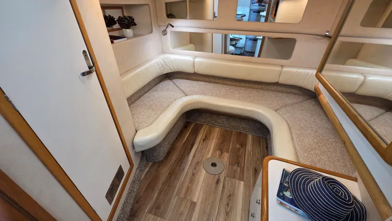 Slide: The Image of Sea Ray 450 Sundancer 1996 - 68