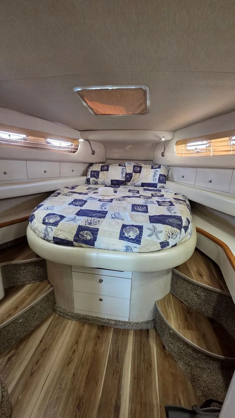 Slide: The Image of Sea Ray 450 Sundancer 1996 - 69