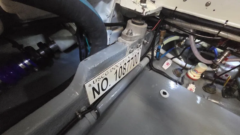 Slide: The Image of Sea Ray 450 Sundancer 1996 - 84