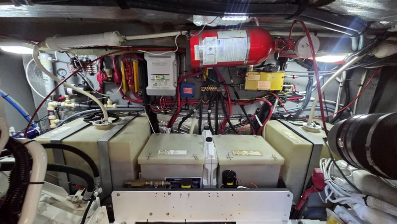 Slide: The Image of Sea Ray 450 Sundancer 1996 - 85