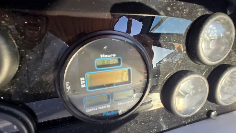 Slide: The Image of Sea Ray 450 Sundancer 1996 - 89