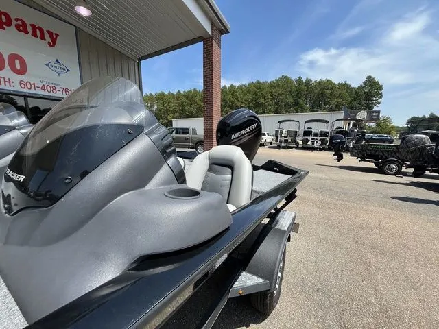 Slide: The Image of Tracker Pro Team™ 195 TXW 40th Anniversary Edition 2018 - 5