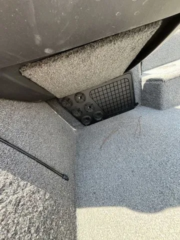 Slide: The Image of Tracker Pro Team™ 195 TXW 40th Anniversary Edition 2018 - 8