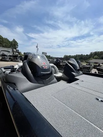 Slide: The Image of Tracker Pro Team™ 195 TXW 40th Anniversary Edition 2018 - 9