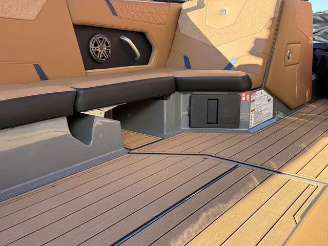 Slide: The Image of Nautique Super Air Nautique GS24 2026 - 13