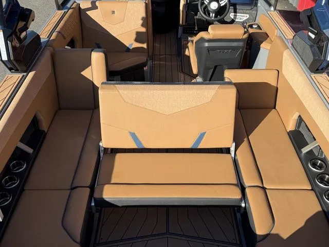 Slide: The Image of Nautique Super Air Nautique GS24 2026 - 6