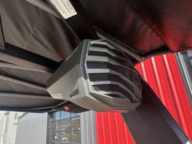 Slide: The Image of Nautique Super Air Nautique S23 2026 - 14