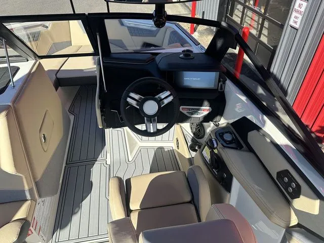 Slide: The Image of Nautique Super Air Nautique S23 2026 - 9