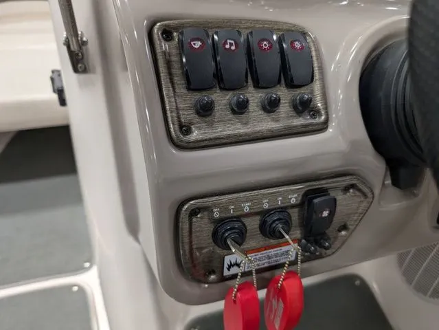 Slide: The Image of Yamaha SX230 HO 2007 - 16