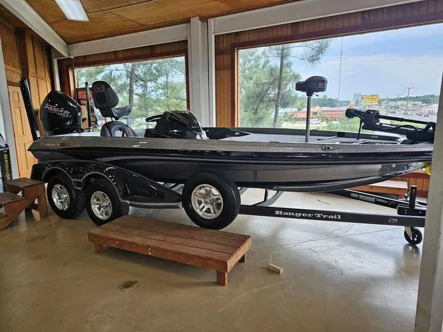 Slide: The Image of Ranger Z519 2024 - 10