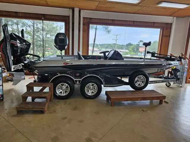 Slide: The Image of Ranger Z519 2024 - 16