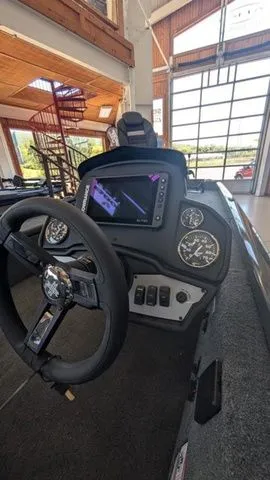 Slide: The Image of Ranger RT188C 2025 - 8