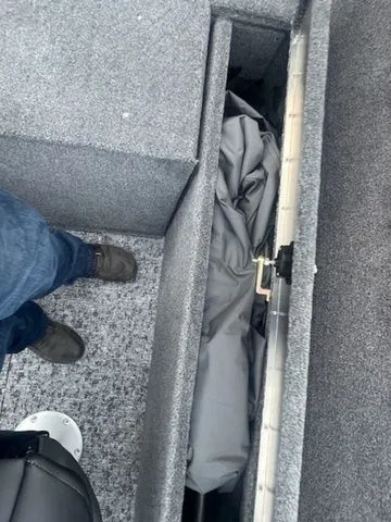 Slide: The Image of Tracker PRV 175CB 2026 - 21