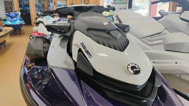 Slide: The Image of Sea-Doo GTI 2025 - 5