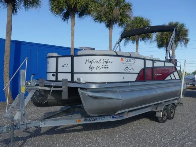 The Image of Crest Classic DLX 220 L CPT 2024 - 1