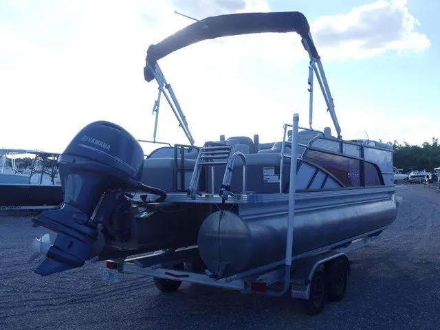 Slide: The Image of Crest Classic DLX 220 L CPT 2024 - 4