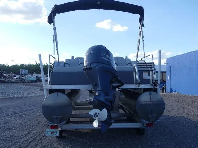 Slide: The Image of Crest Classic DLX 220 L CPT 2024 - 5