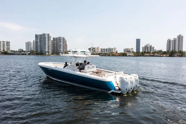 Slide: The Image of Intrepid 407 Nomad FE 2019 - 75