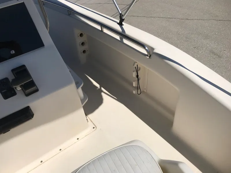 Slide: The Image of Interior view of a 2001 Scout 185 Sportfish boat. - 25