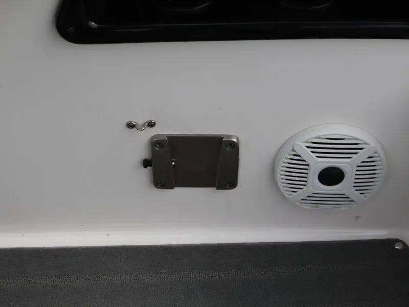 Slide: The Image of Yamaha AR190 2023 - 18