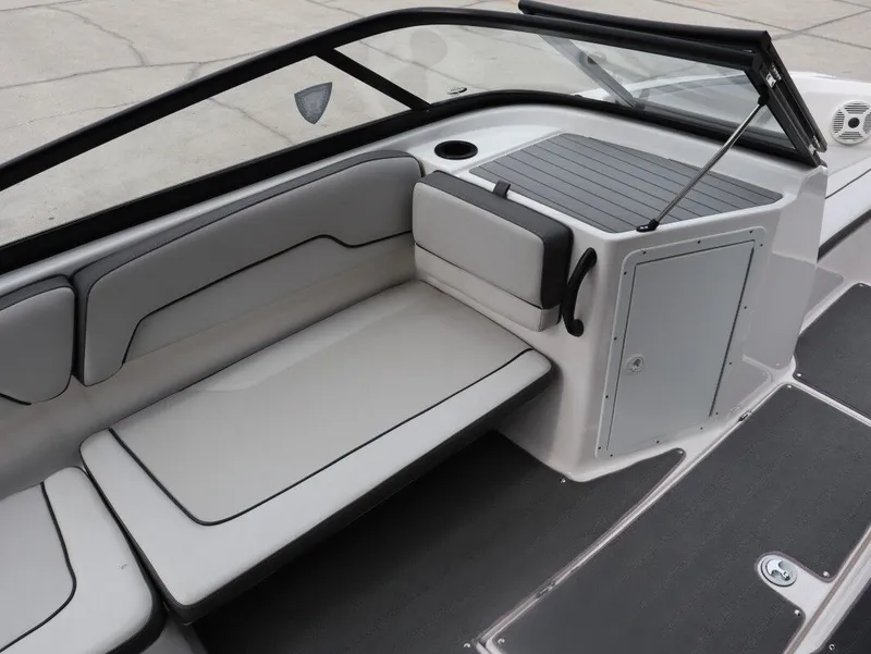 Slide: The Image of Yamaha AR190 2023 - 20