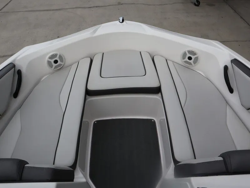 Slide: The Image of Yamaha AR190 2023 - 21