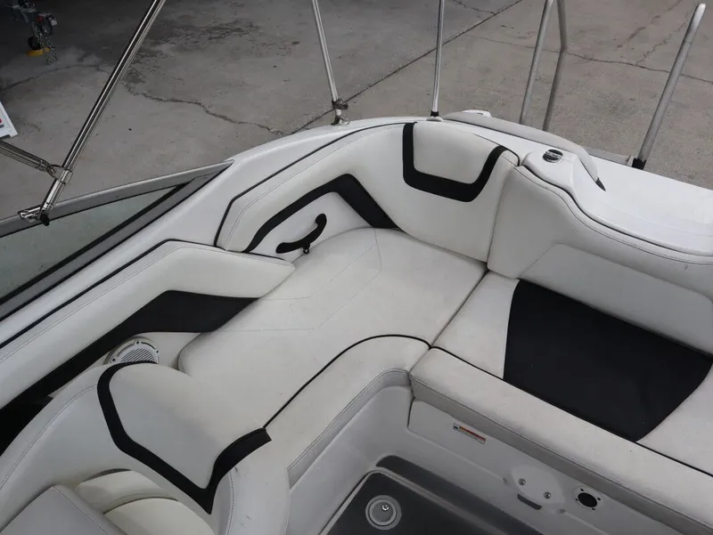 Slide: The Image of Yamaha SX190 2015 - 11