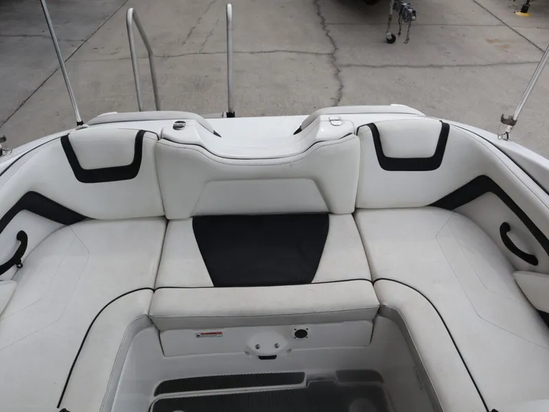 Slide: The Image of Yamaha SX190 2015 - 12