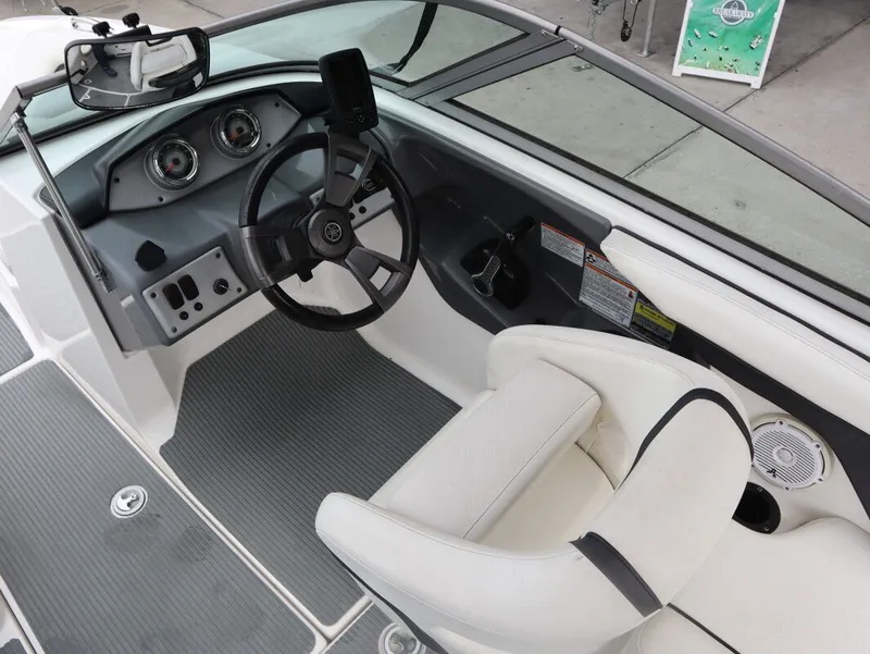 Slide: The Image of Yamaha SX190 2015 - 15