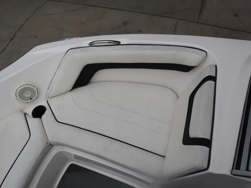 Slide: The Image of Yamaha SX190 2015 - 19