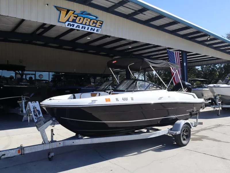 Slide: The Image of Bayliner VR4 Bowrider Outboard 2022 - 2