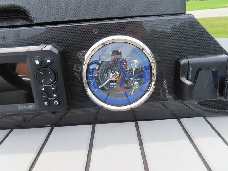 Slide: The Image of Premier Sunsation 230 Angler 2 Point (28 PTX) 2026 - 15