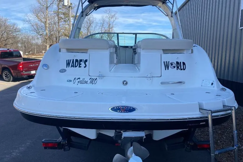 Slide: The Image of 2006 Chaparral 256 SSi boat named "Wade's World" in O'Fallon, MO. - 2