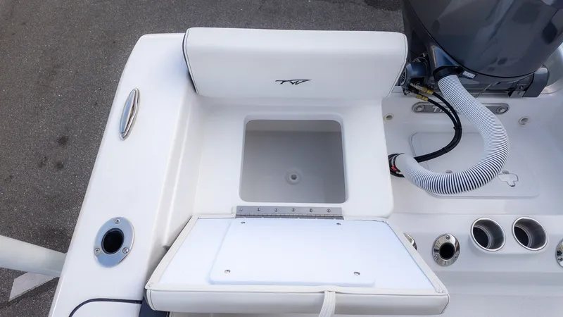 Slide: The Image of Tidewater 198 CC Adventure 2026 - 9