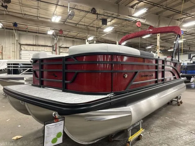 Slide: The Image of Bennington 22 S STERN RADIUS - QUAD BENCH - S-ONE - SPS 2026 - 4