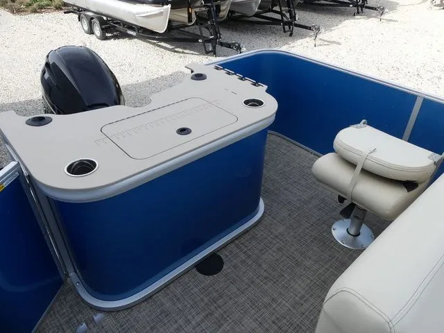 Slide: The Image of SunCatcher Select 20F 2026 - 13