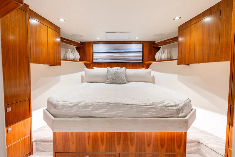 Slide: The Image of Forward Stateroom - 43