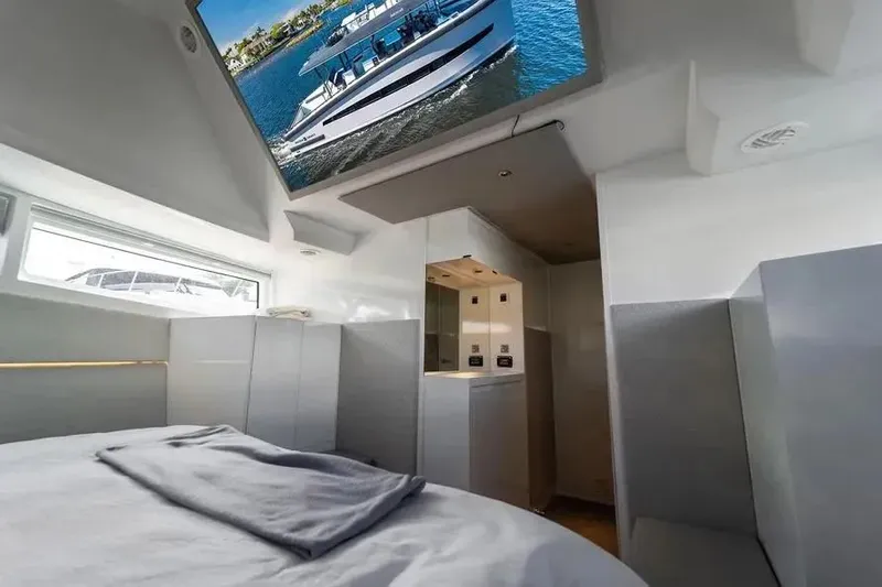 Slide: The Image of 2019 DutchCraft 56 0pen 39 - 39