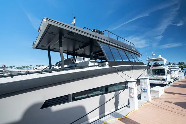 Slide: The Image of Dutchcraft 56 0pen 2019 - 56