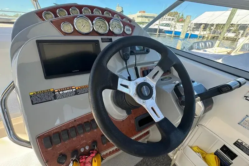 Slide: The Image of 2008 Bayliner 300 Ciera 11 - 11