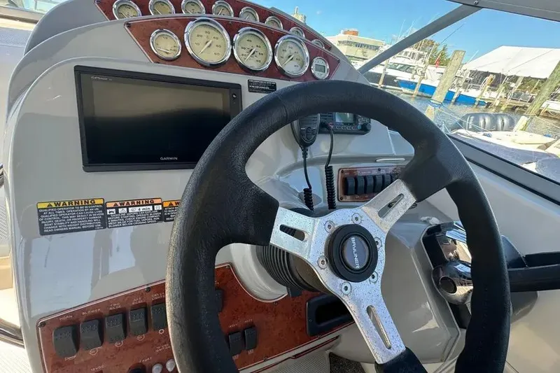 Slide: The Image of 2008 Bayliner 300 Ciera 13 - 13