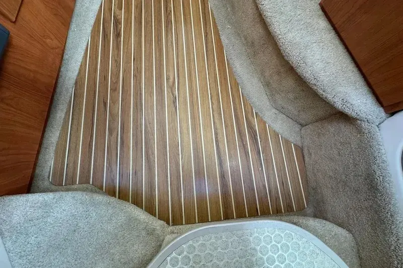 Slide: The Image of 2008 Bayliner 300 Ciera 20 - 20