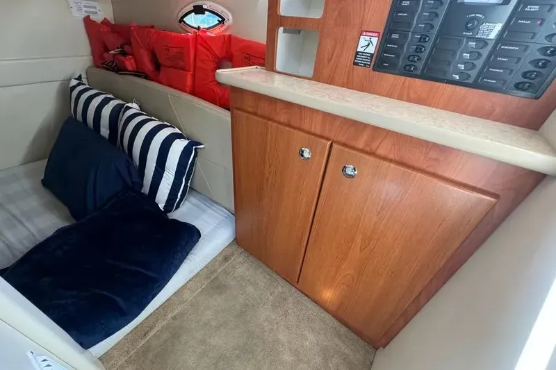 Slide: The Image of 2008 Bayliner 300 Ciera 23 - 23