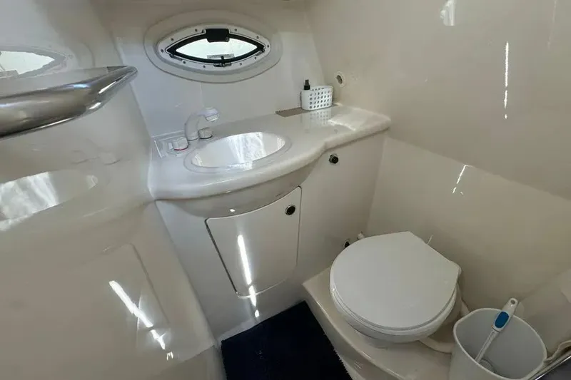 Slide: The Image of 2008 Bayliner 300 Ciera 25 - 25