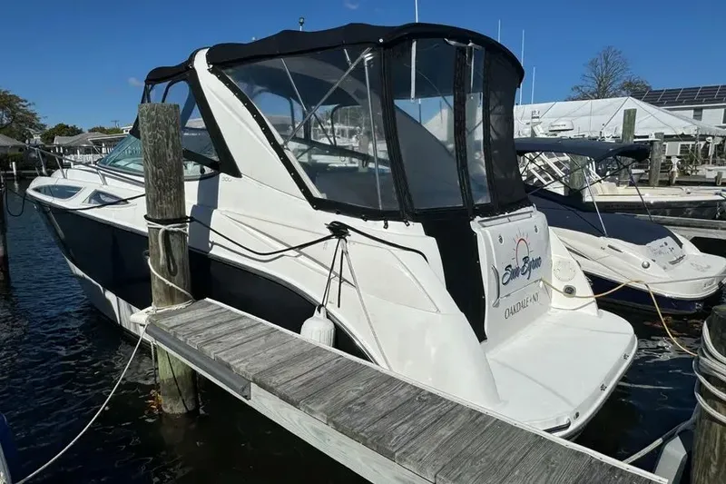 Slide: The Image of 2008 Bayliner 300 Ciera 5 - 5
