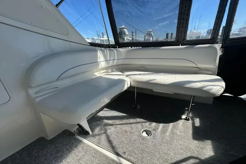 Slide: The Image of 2008 Bayliner 300 Ciera 6 - 6